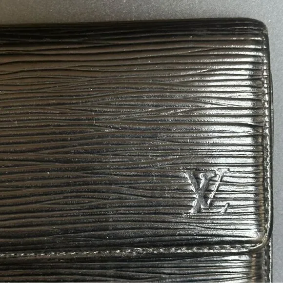 Louis Vuitton Epi Sarah Long Wallet Black - Picture 2 of 14